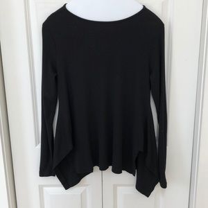 Westbound Shark Bite Hem Top